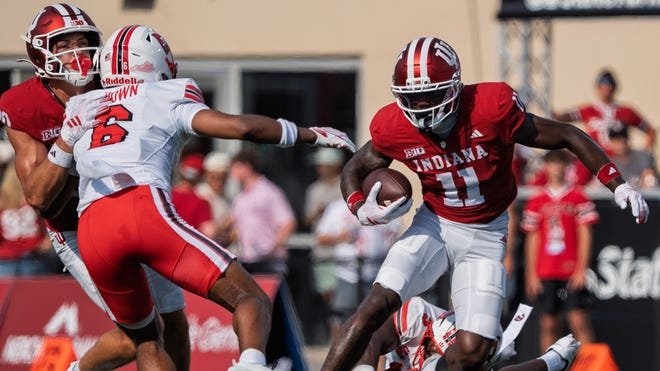 Halftime: No. 6 Indiana Dominates Rutgers 23-0, But Goal-Line and Kicking Concerns Remain
